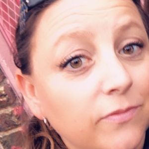 Meet your Posher, Leslie